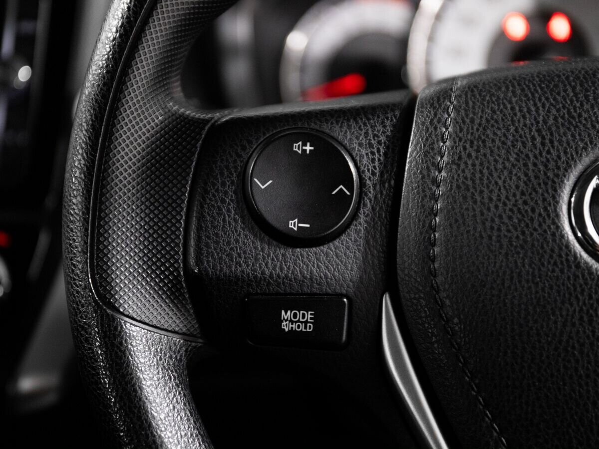 Toyota Corolla 2014 - фото автомобиля