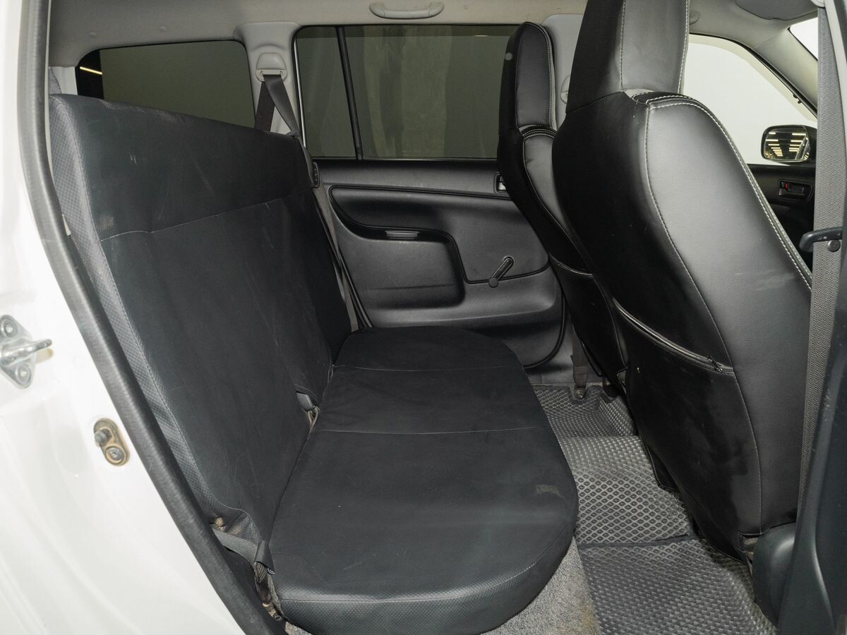 Toyota Probox 2018 - фото автомобиля