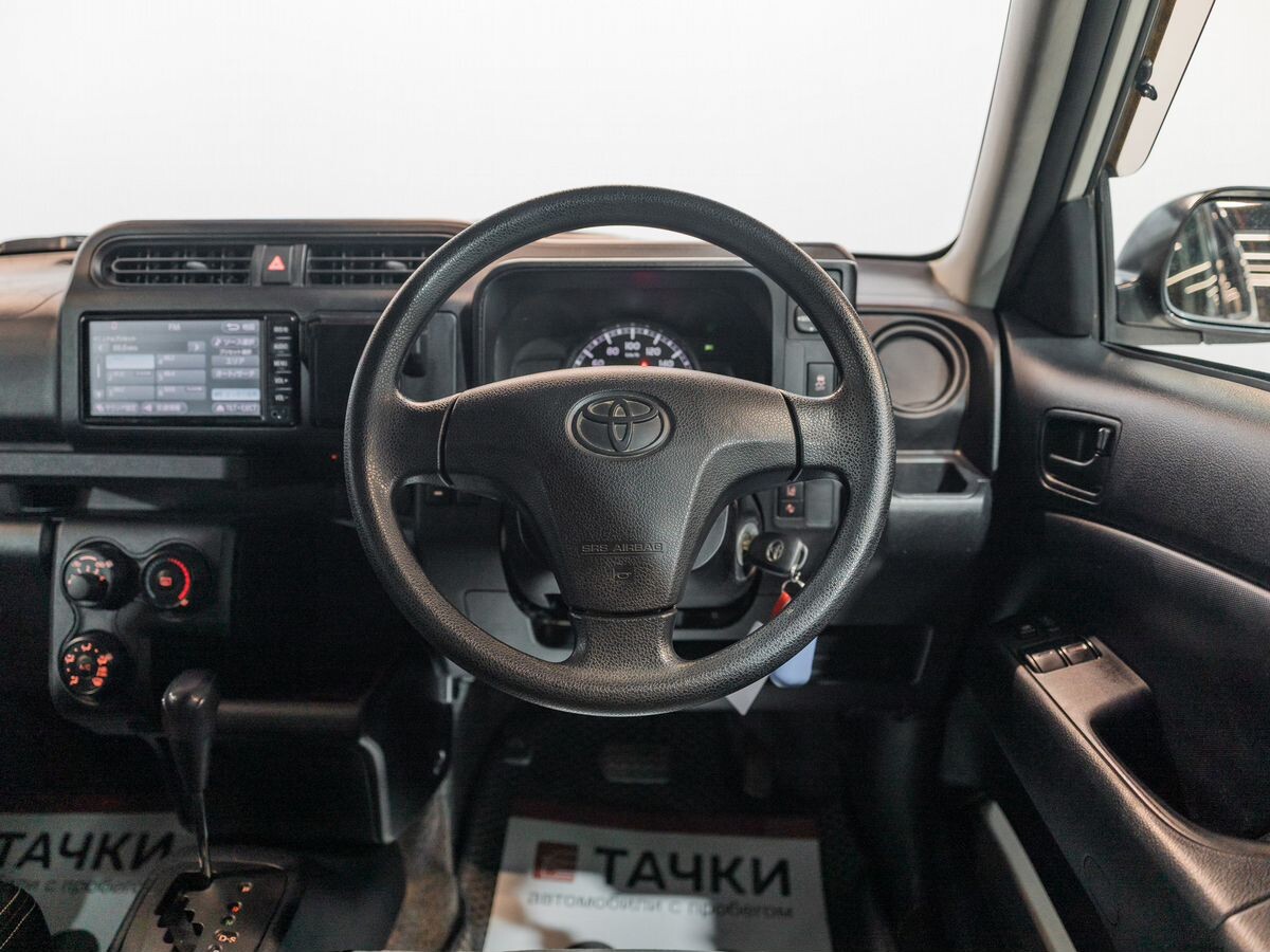 Toyota Probox 2018 - фото автомобиля