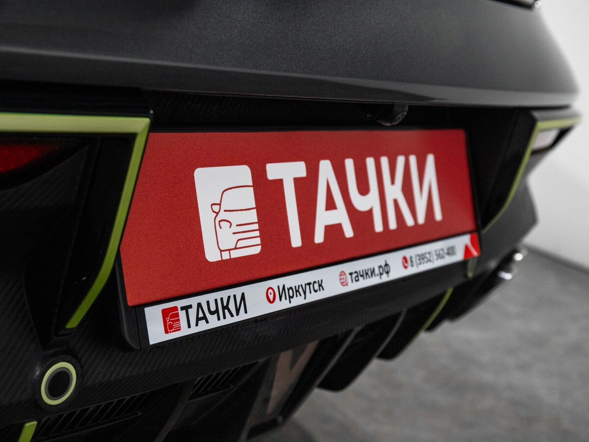 Changan UNI-V 2022 - фото автомобиля