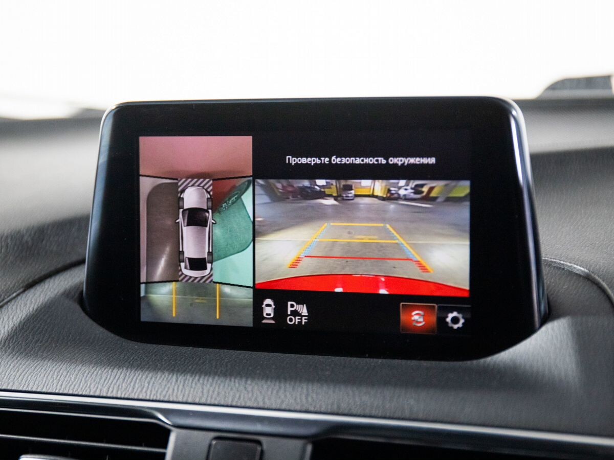 Mazda Axela 2018 - фото автомобиля