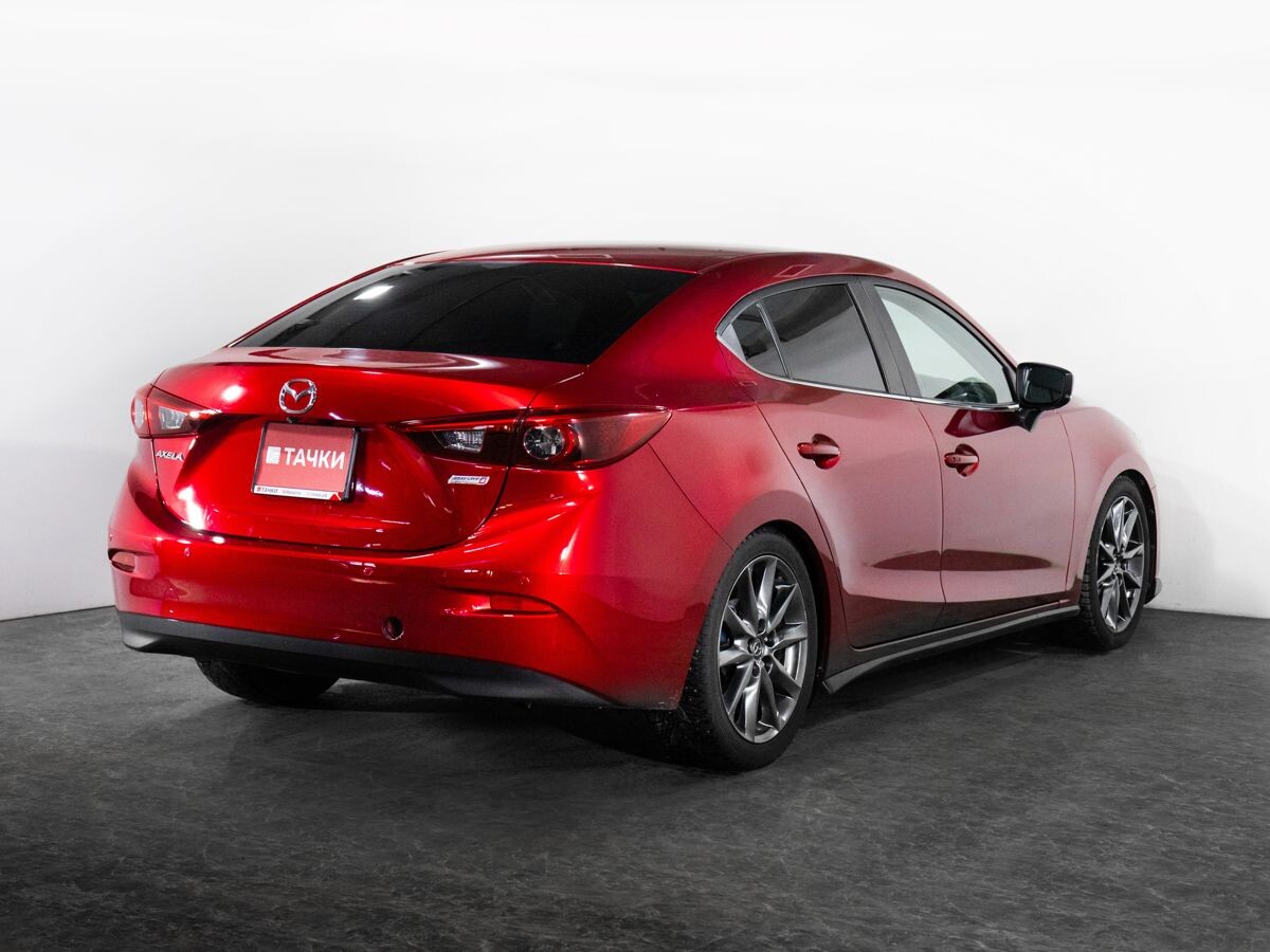Mazda Axela 2018 - фото автомобиля