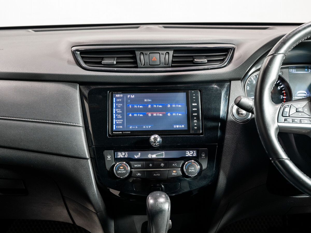 Nissan X-Trail 2017 - фото автомобиля