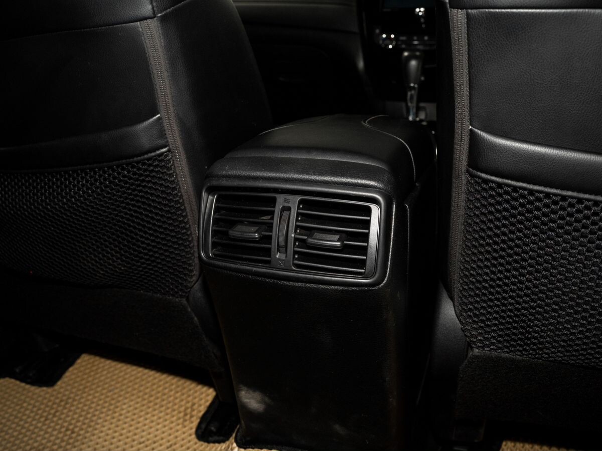 Nissan X-Trail 2017 - фото автомобиля