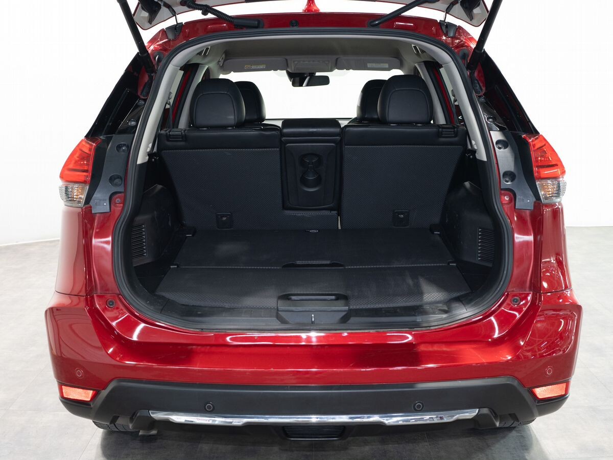 Nissan X-Trail 2017 - фото автомобиля