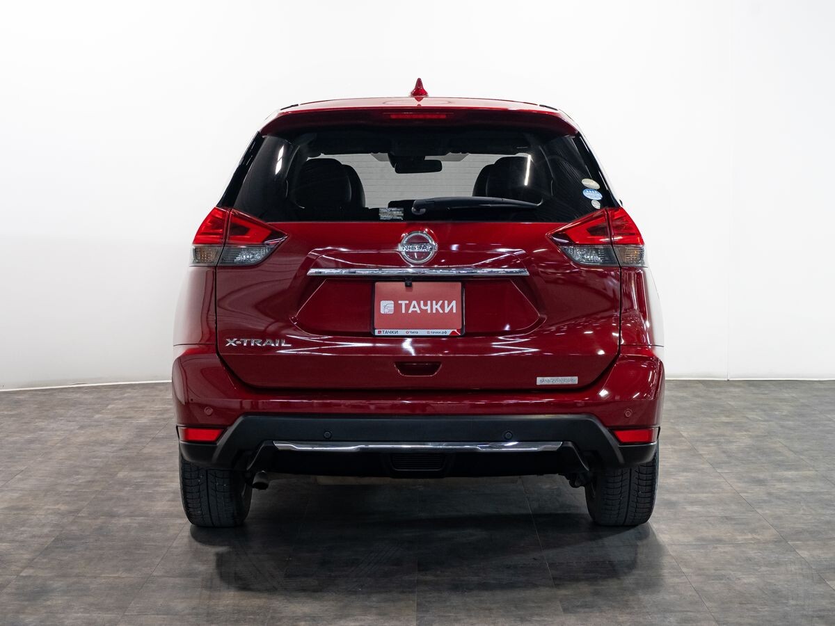 Nissan X-Trail 2017 - фото автомобиля