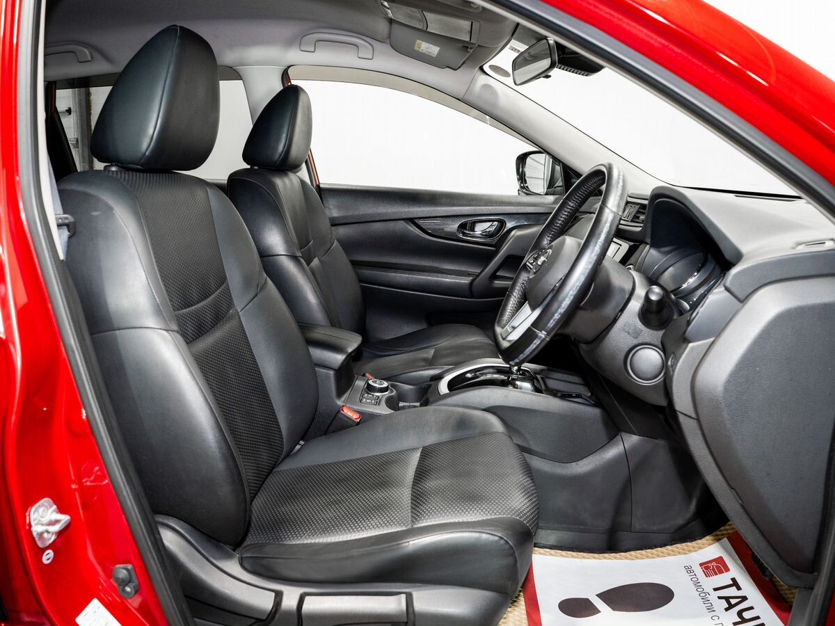 Nissan X-Trail 2017 - фото автомобиля