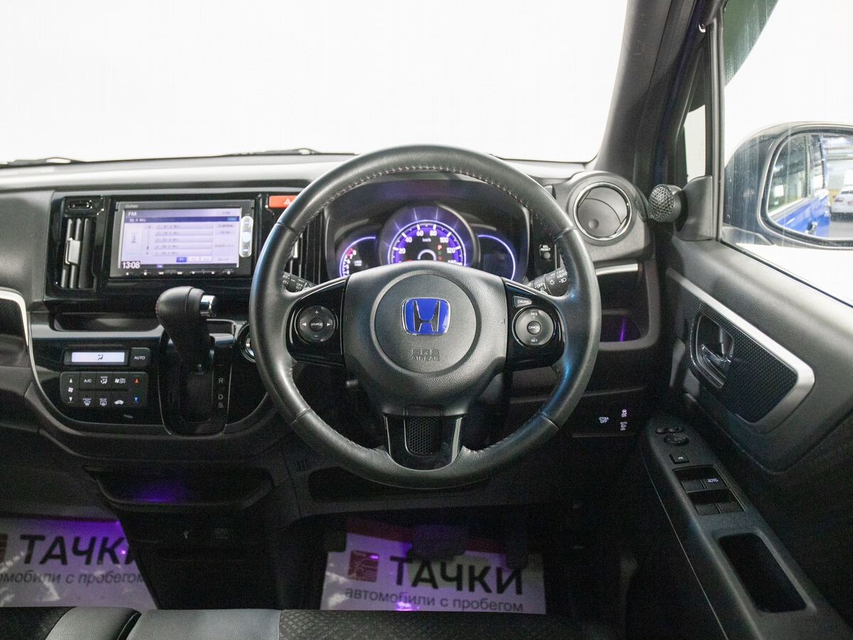 Honda N-WGN 2016 - фото автомобиля