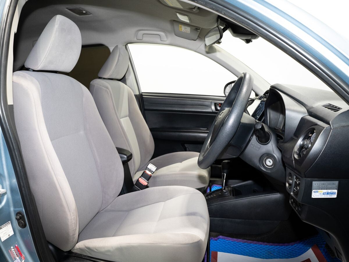 Toyota Corolla 2016 - фото автомобиля