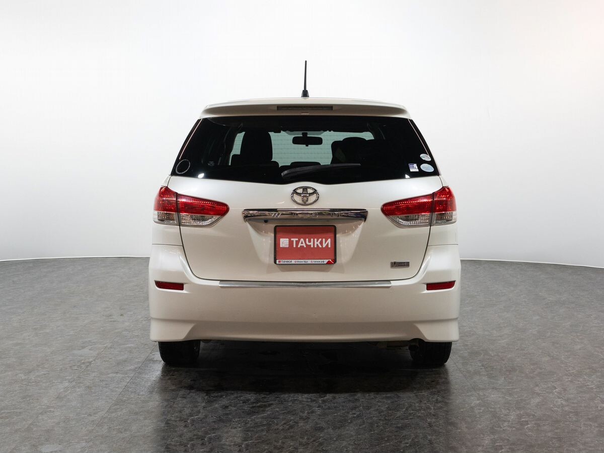 Toyota Wish 2010 - фото автомобиля