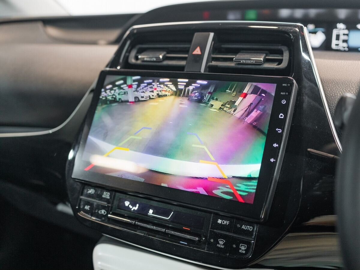 Toyota Prius 2016 - фото автомобиля