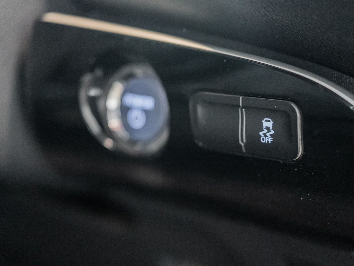 Toyota Prius 2016 - фото автомобиля