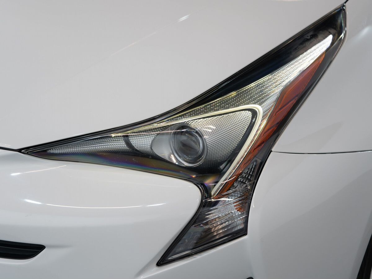 Toyota Prius 2016 - фото автомобиля