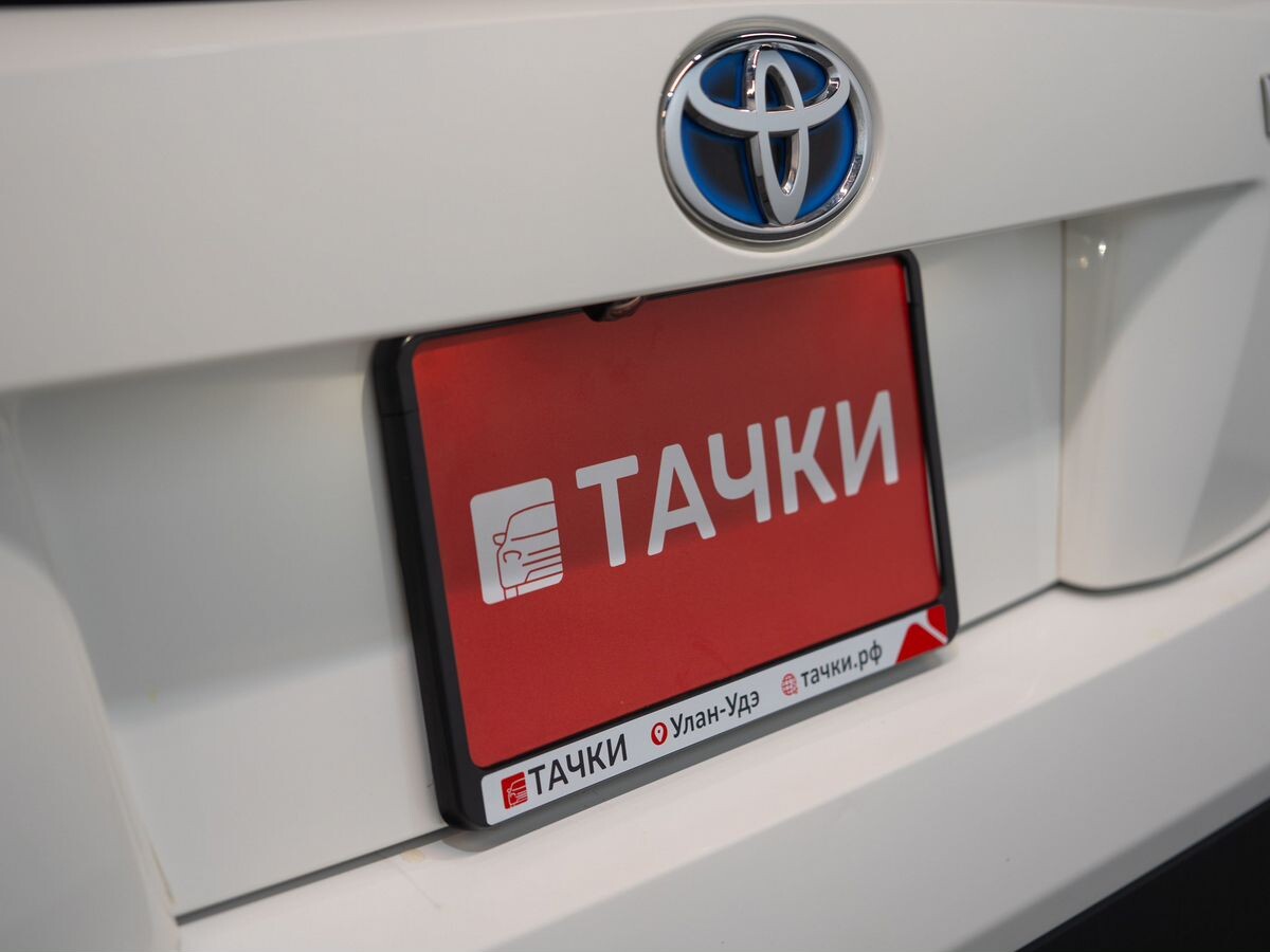 Toyota Prius 2016 - фото автомобиля