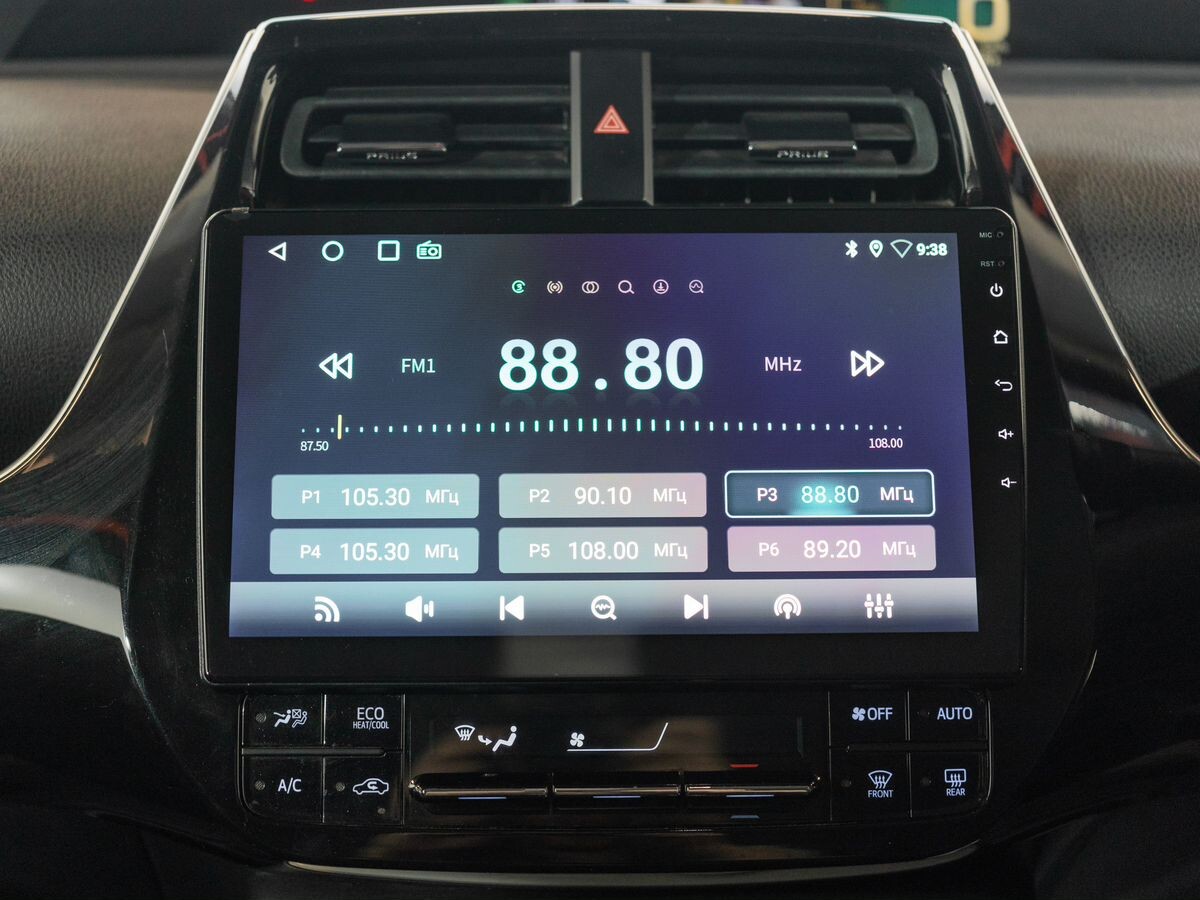 Toyota Prius 2016 - фото автомобиля