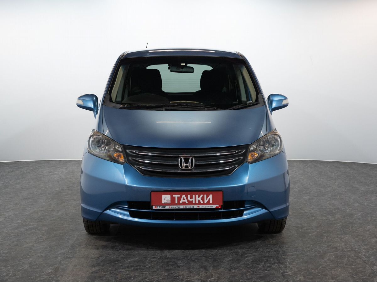 Honda Freed 2010 - фото автомобиля