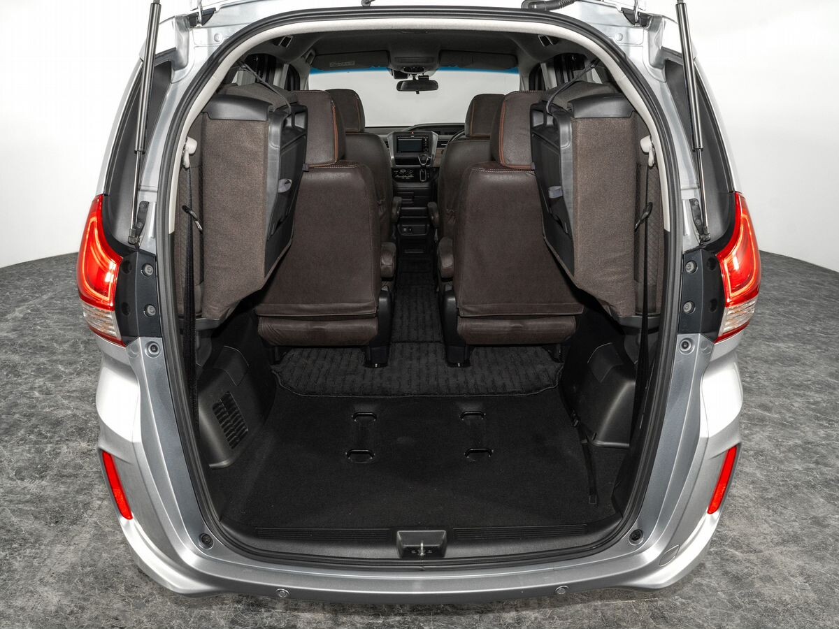 Honda Freed 2020 - фото автомобиля