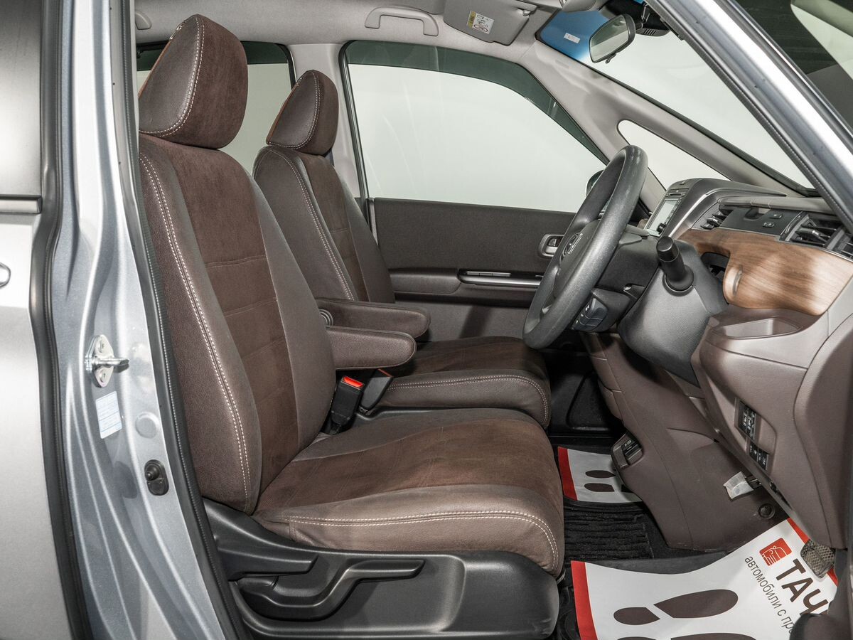 Honda Freed 2020 - фото автомобиля