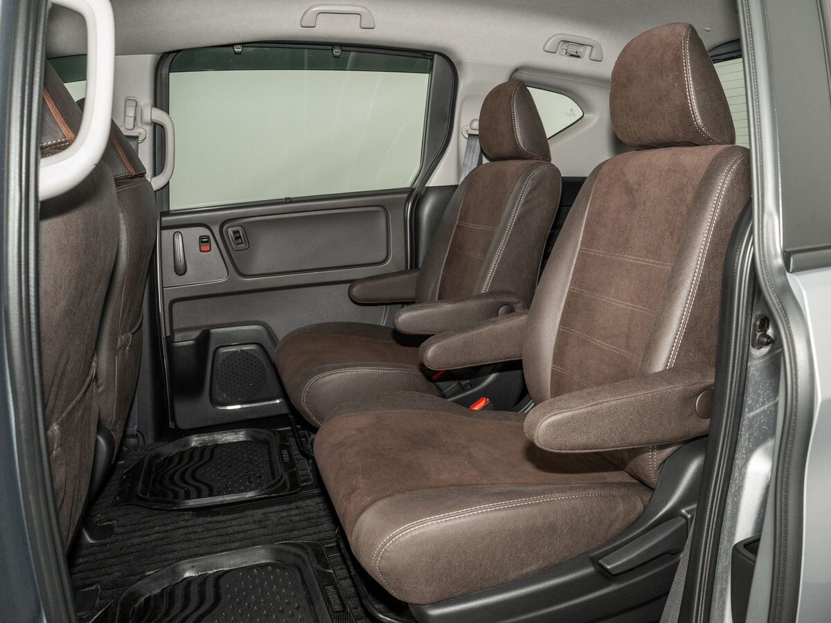 Honda Freed 2020 - фото автомобиля