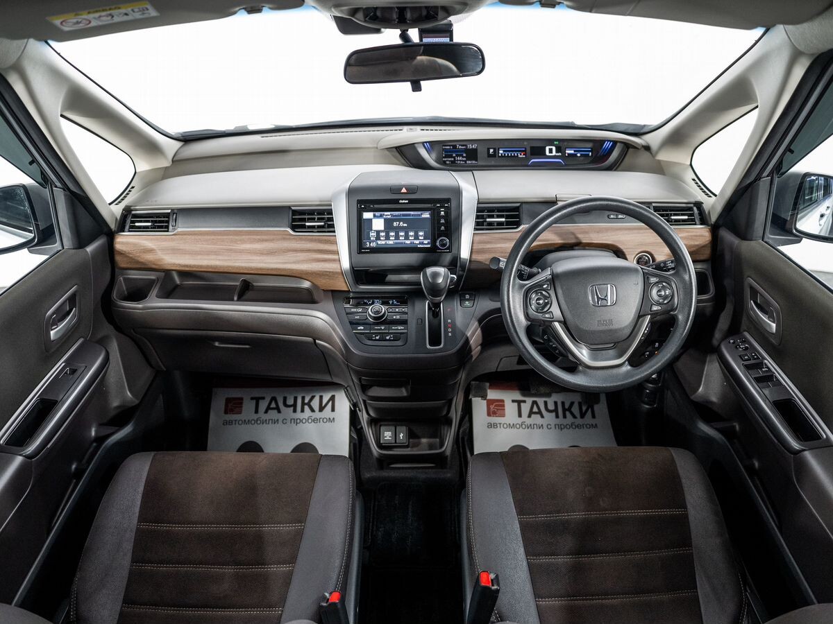 Honda Freed 2020 - фото автомобиля