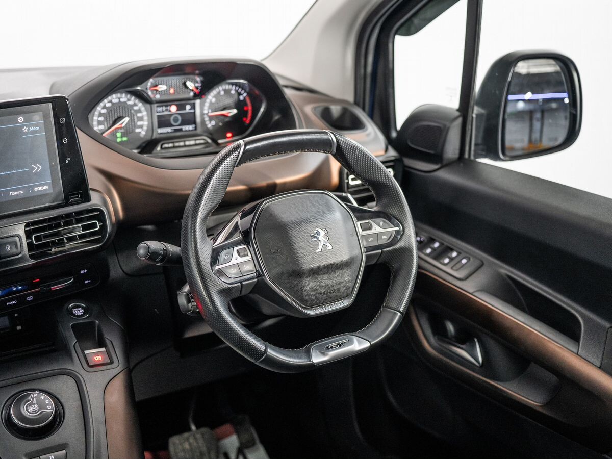 Peugeot Rifter 2021 - фото автомобиля