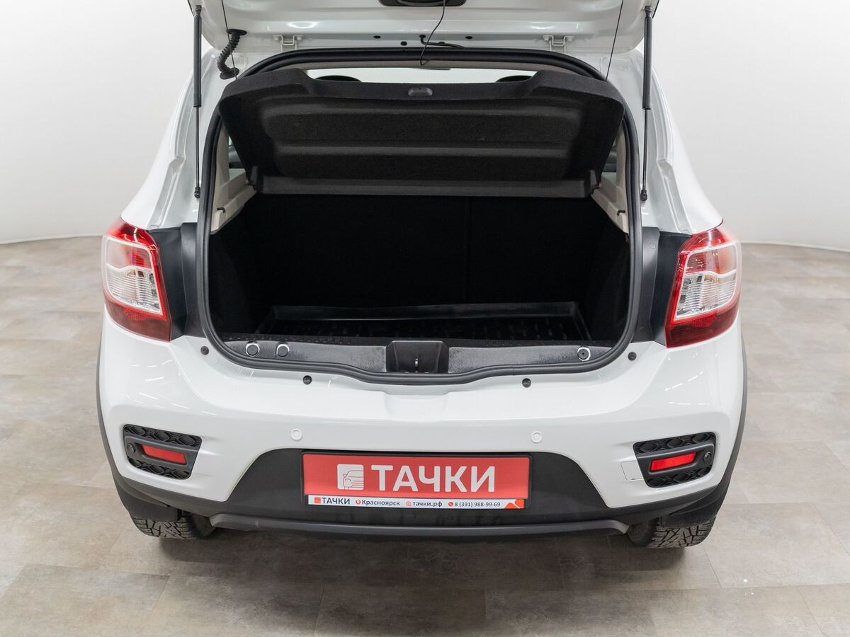 Renault Sandero Stepway 2020 - фото автомобиля
