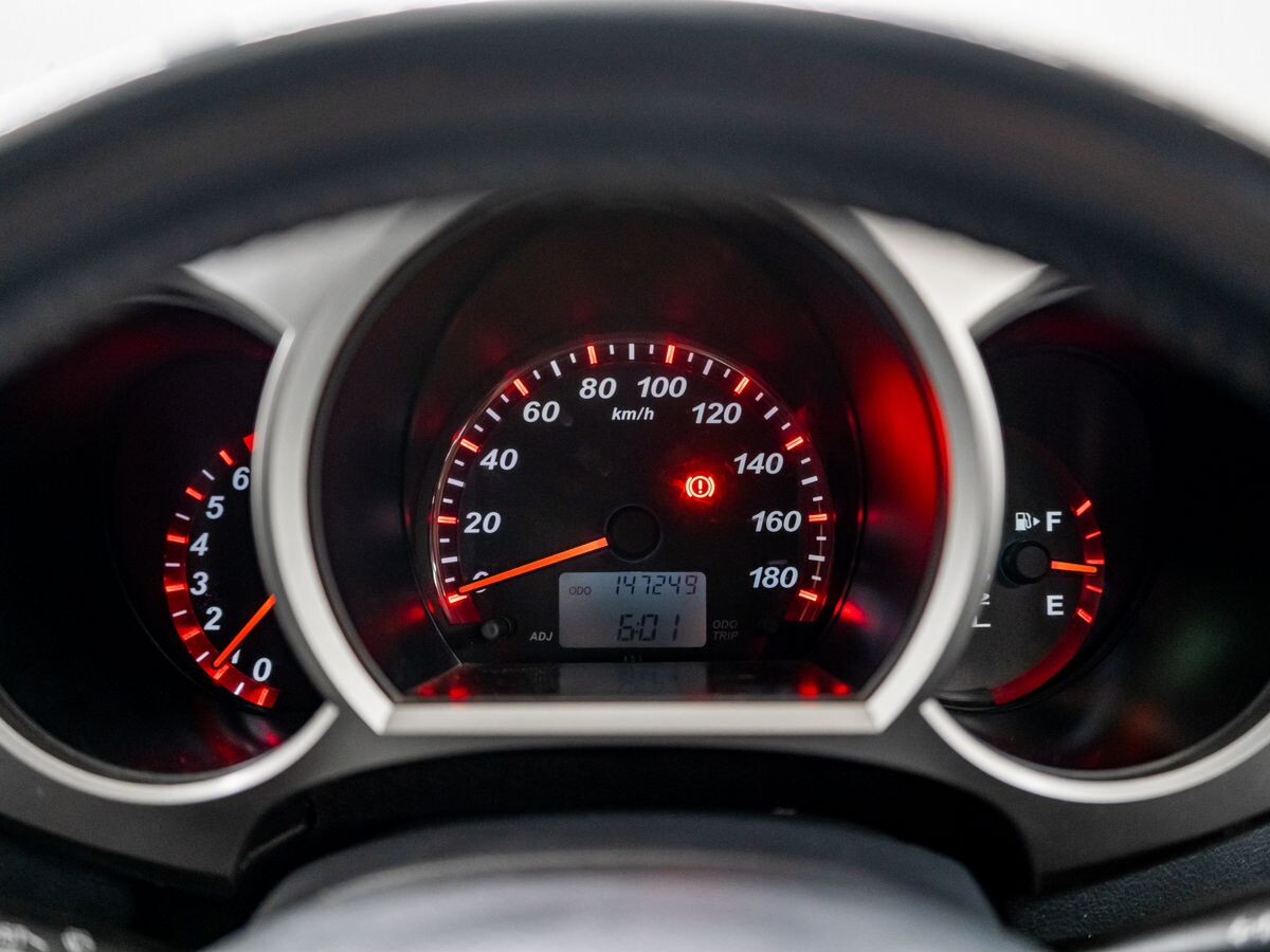 Toyota Rush 2006 - фото автомобиля