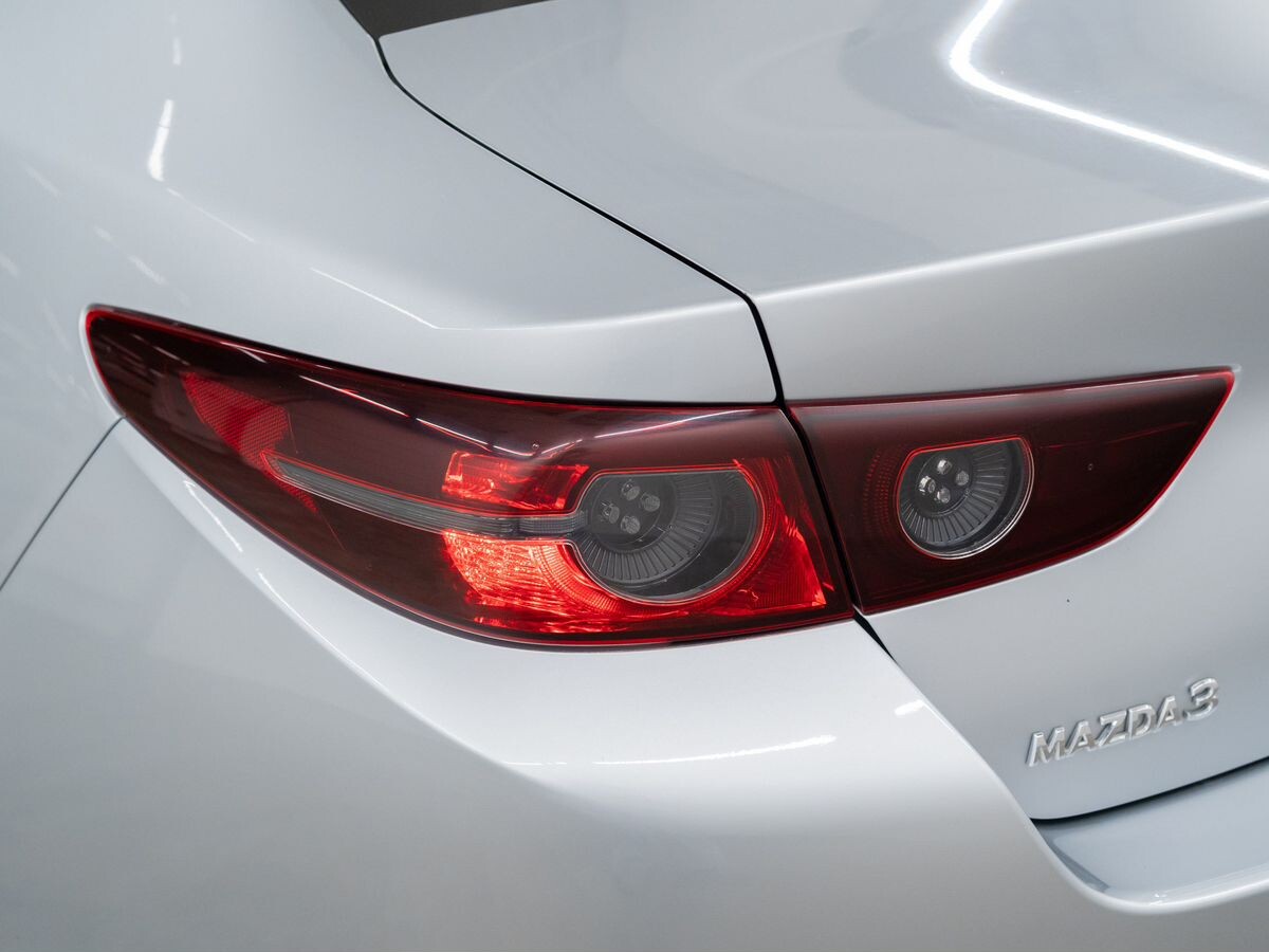 Mazda Mazda3 2019 - фото автомобиля