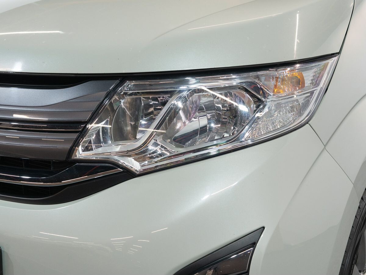 Honda Stepwgn 2015 - фото автомобиля