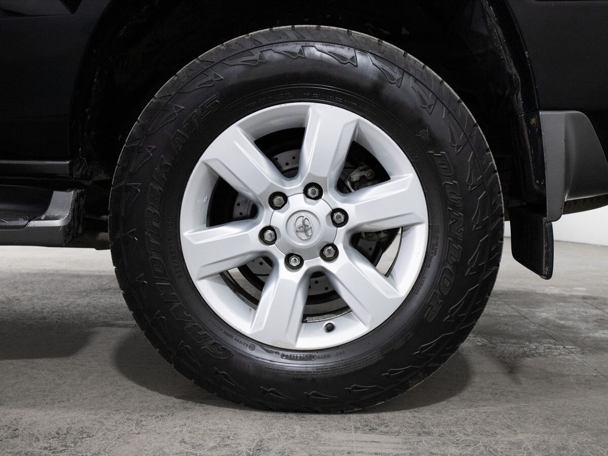 Toyota Land Cruiser Prado 2006 - фото автомобиля