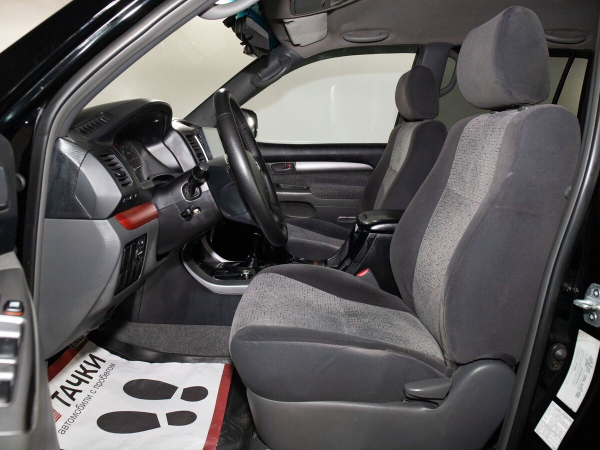 Toyota Land Cruiser Prado 2006 - фото автомобиля