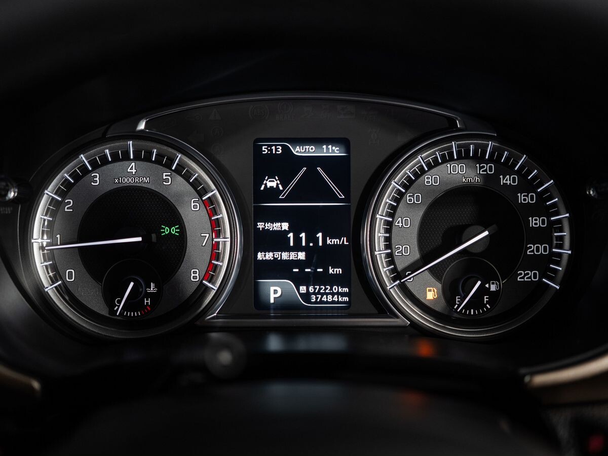 Suzuki Escudo 2021 - фото автомобиля