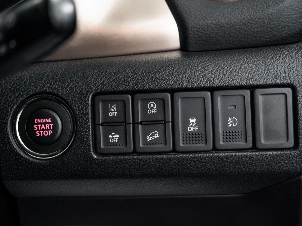 Suzuki Escudo 2021 - фото автомобиля