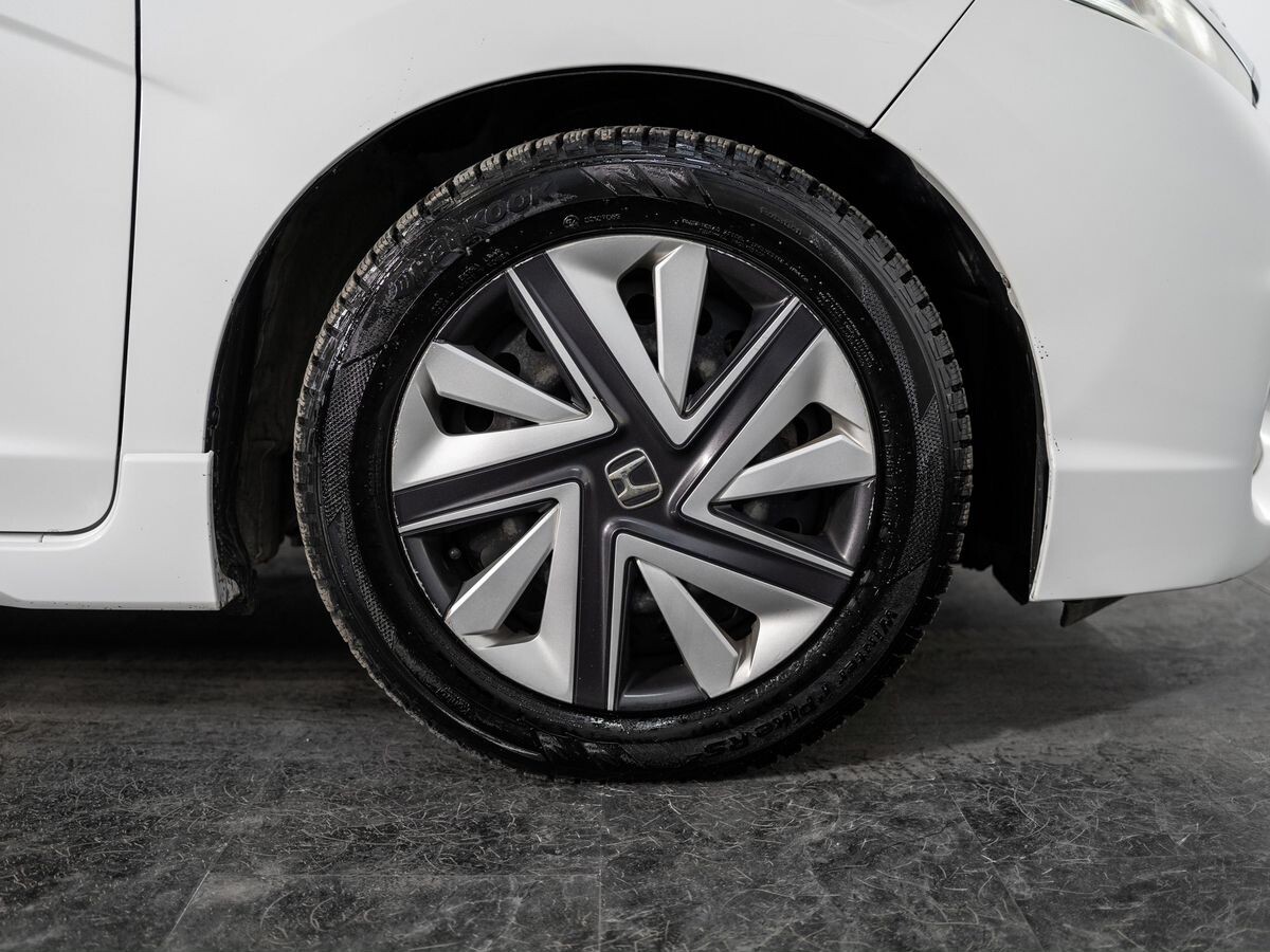 Honda Shuttle 2015 - фото автомобиля