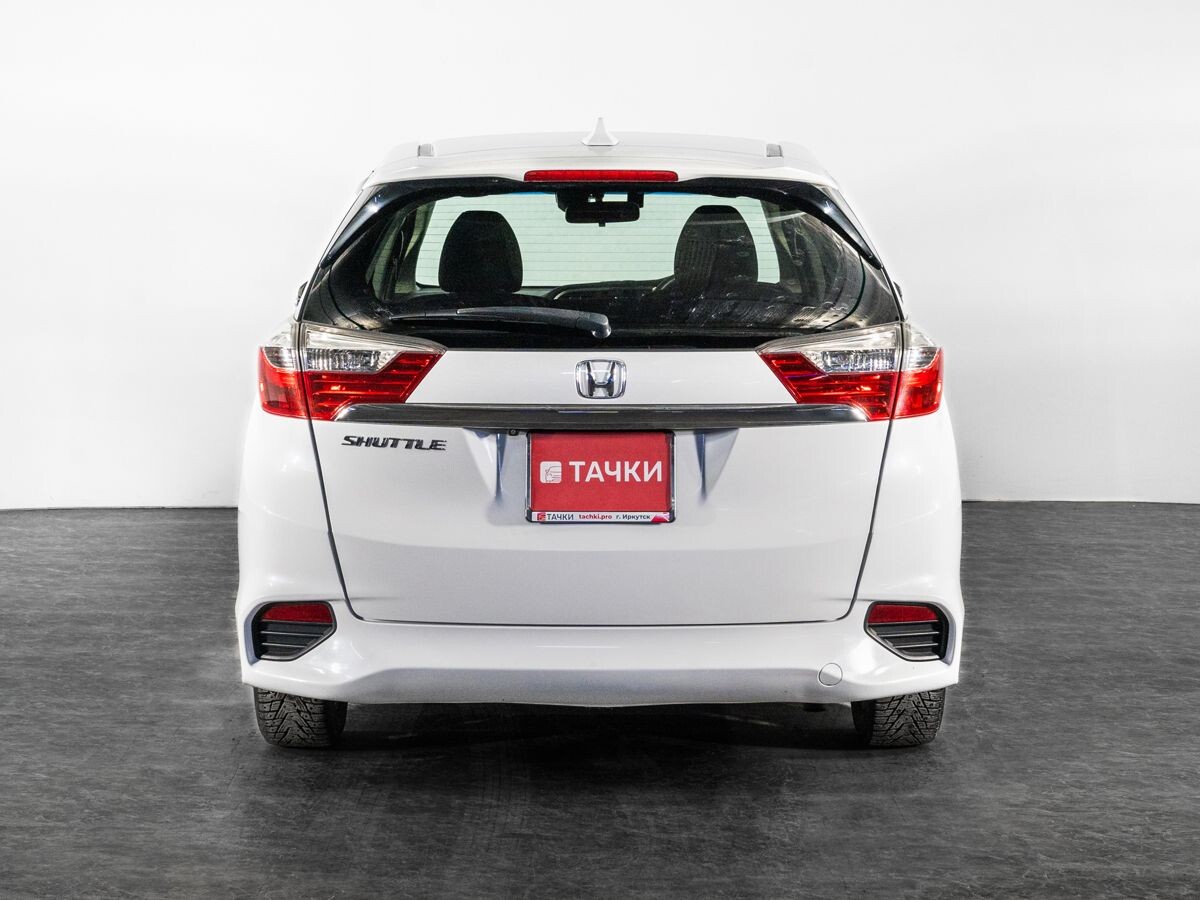 Honda Shuttle 2015 - фото автомобиля