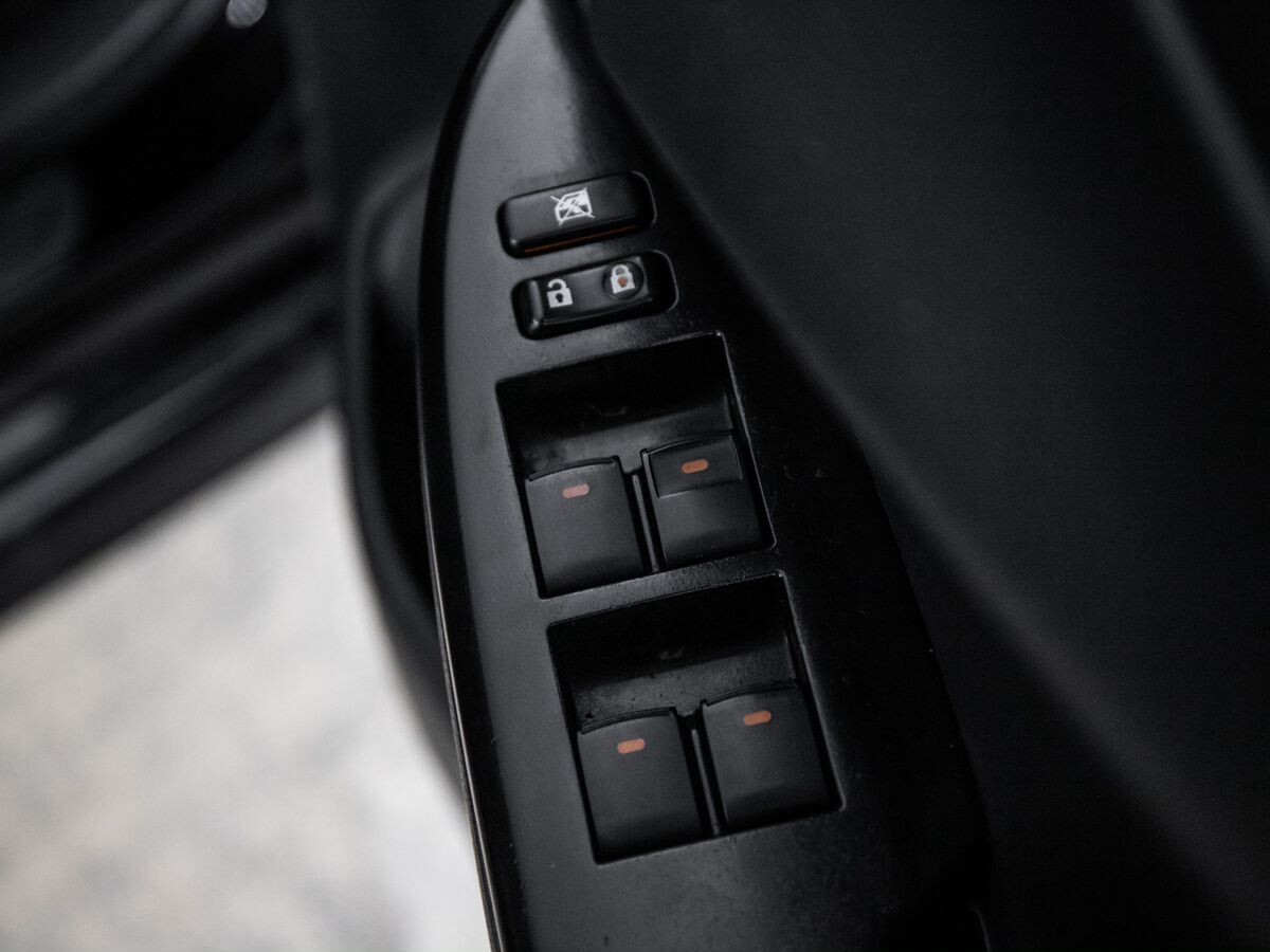 Toyota Corolla Fielder 2011 - фото автомобиля