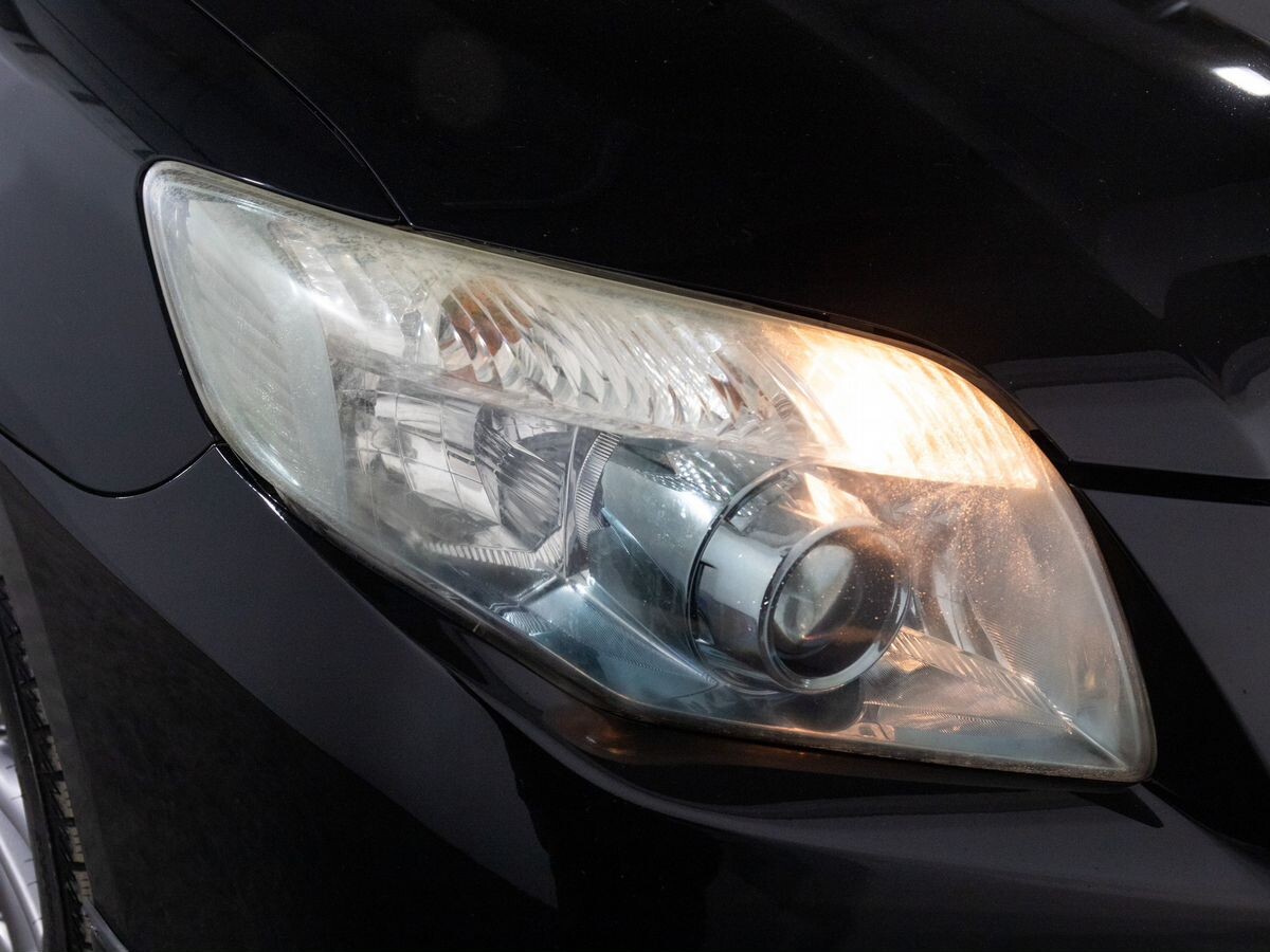 Toyota Corolla Fielder 2011 - фото автомобиля