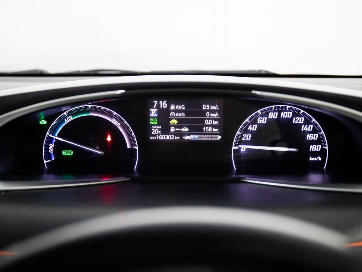 Toyota Sienta 2015 - фото автомобиля