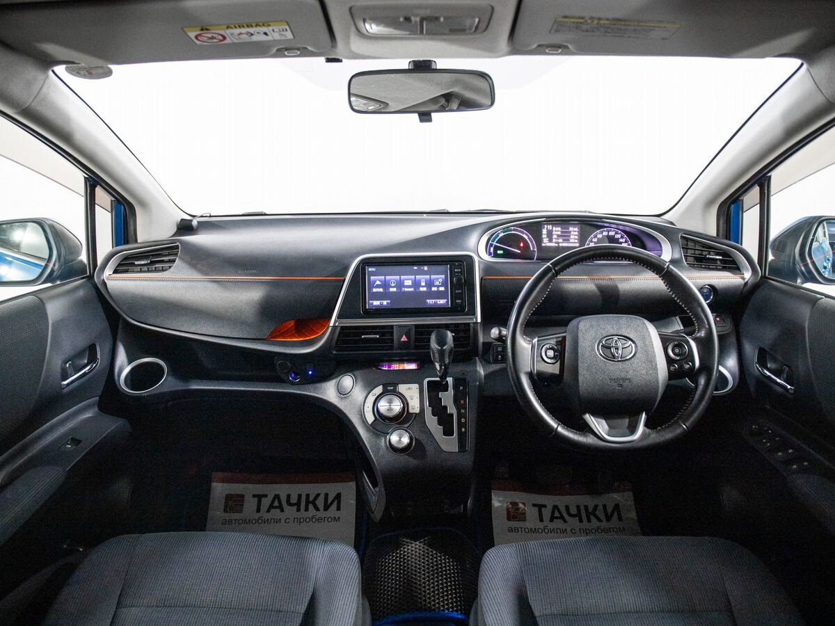 Toyota Sienta 2015 - фото автомобиля
