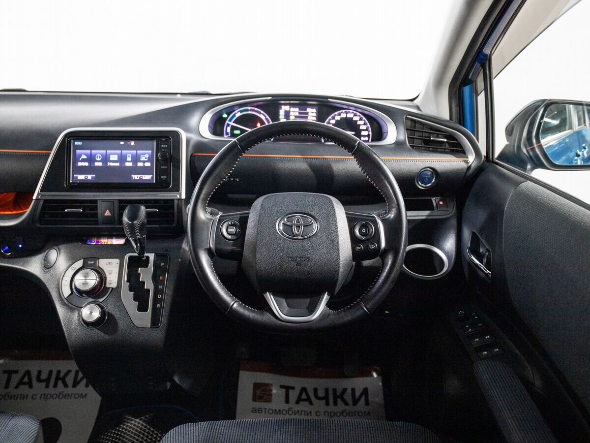 Toyota Sienta 2015 - фото автомобиля