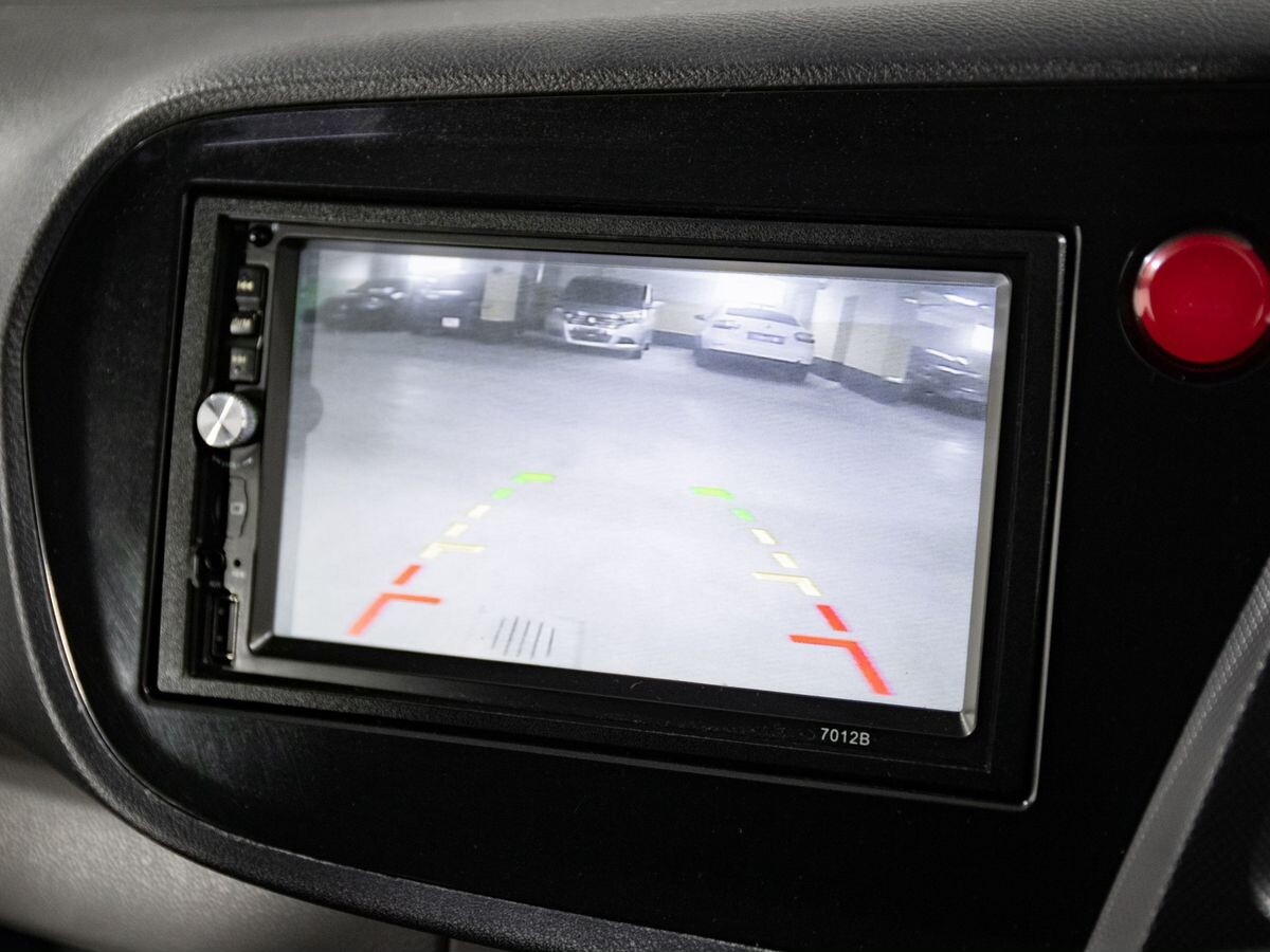 Honda Insight 2010 - фото автомобиля