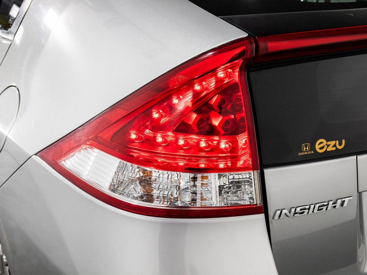 Honda Insight 2010 - фото автомобиля