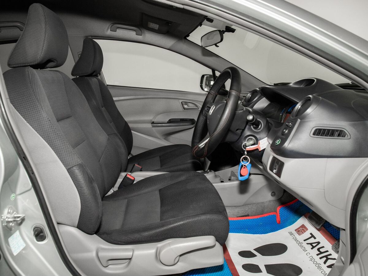 Honda Insight 2010 - фото автомобиля