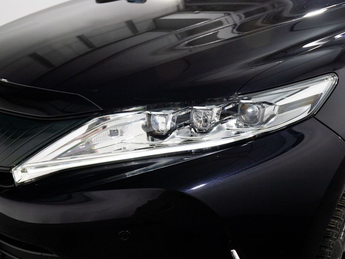 Toyota Harrier 2017 - фото автомобиля