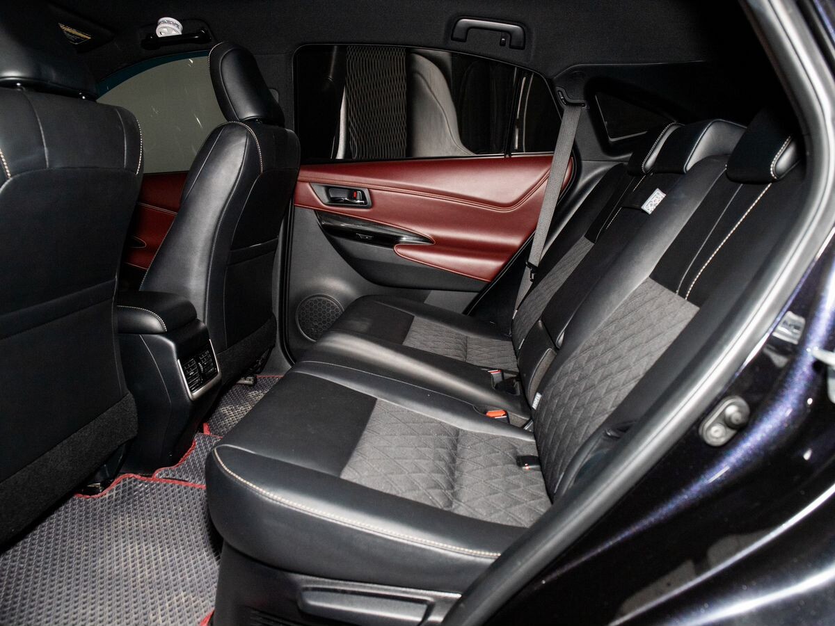 Toyota Harrier 2017 - фото автомобиля