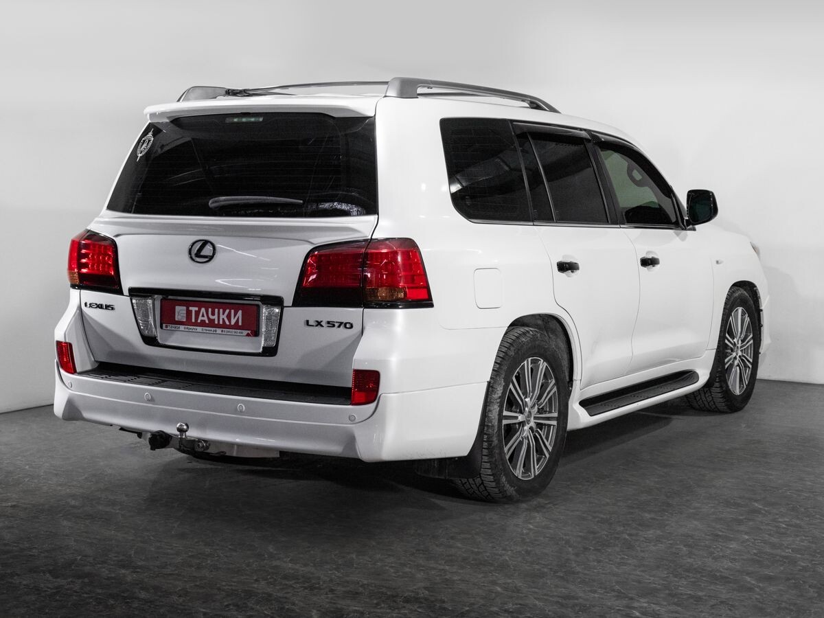 Lexus LX570 2011 - фото автомобиля