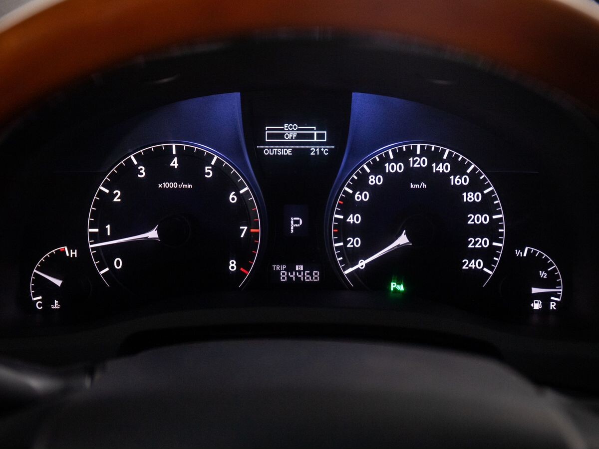 Lexus RX350 2010 - фото автомобиля