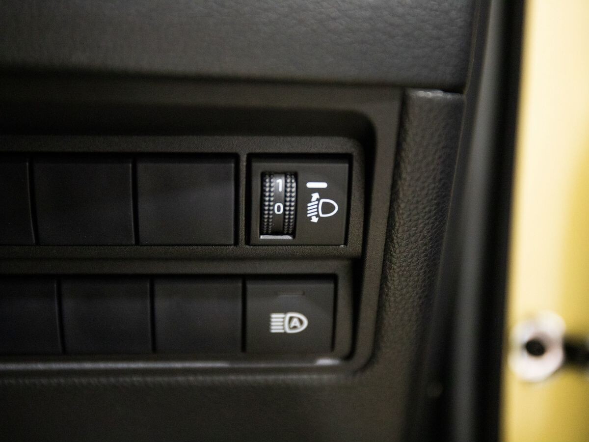 Toyota Yaris Cross 2021 - фото автомобиля