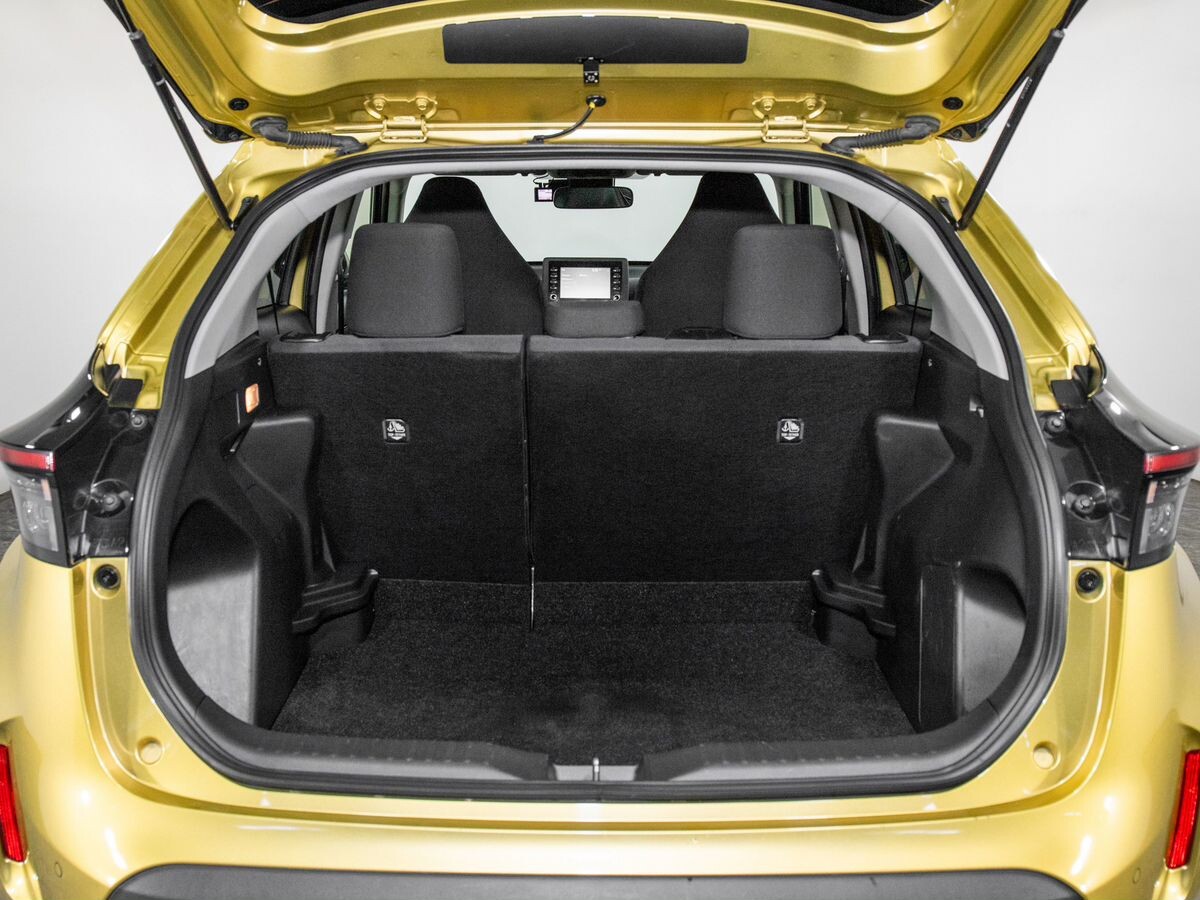 Toyota Yaris Cross 2021 - фото автомобиля