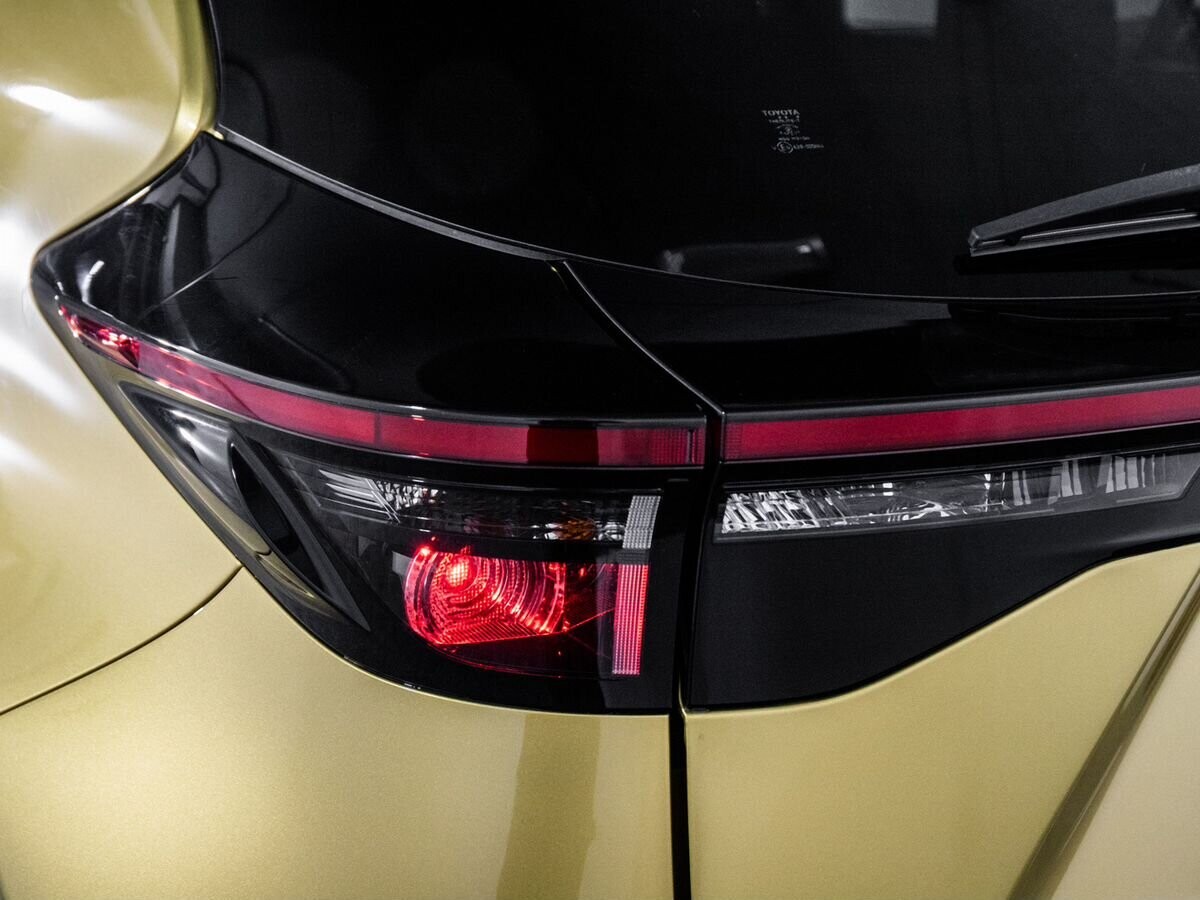 Toyota Yaris Cross 2021 - фото автомобиля